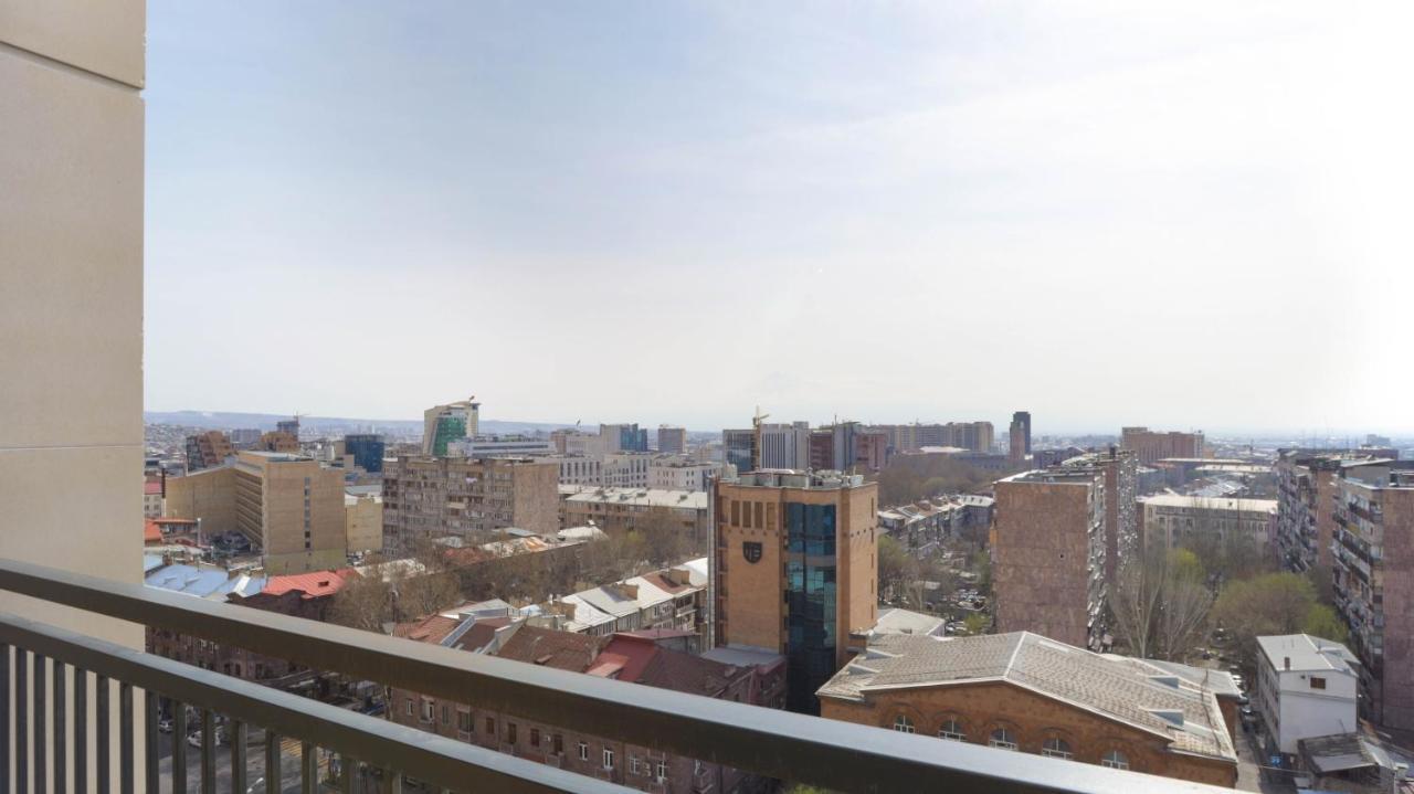 Stay Inn-Apartments On Koghbatsi 16 Yerevan Exterior photo