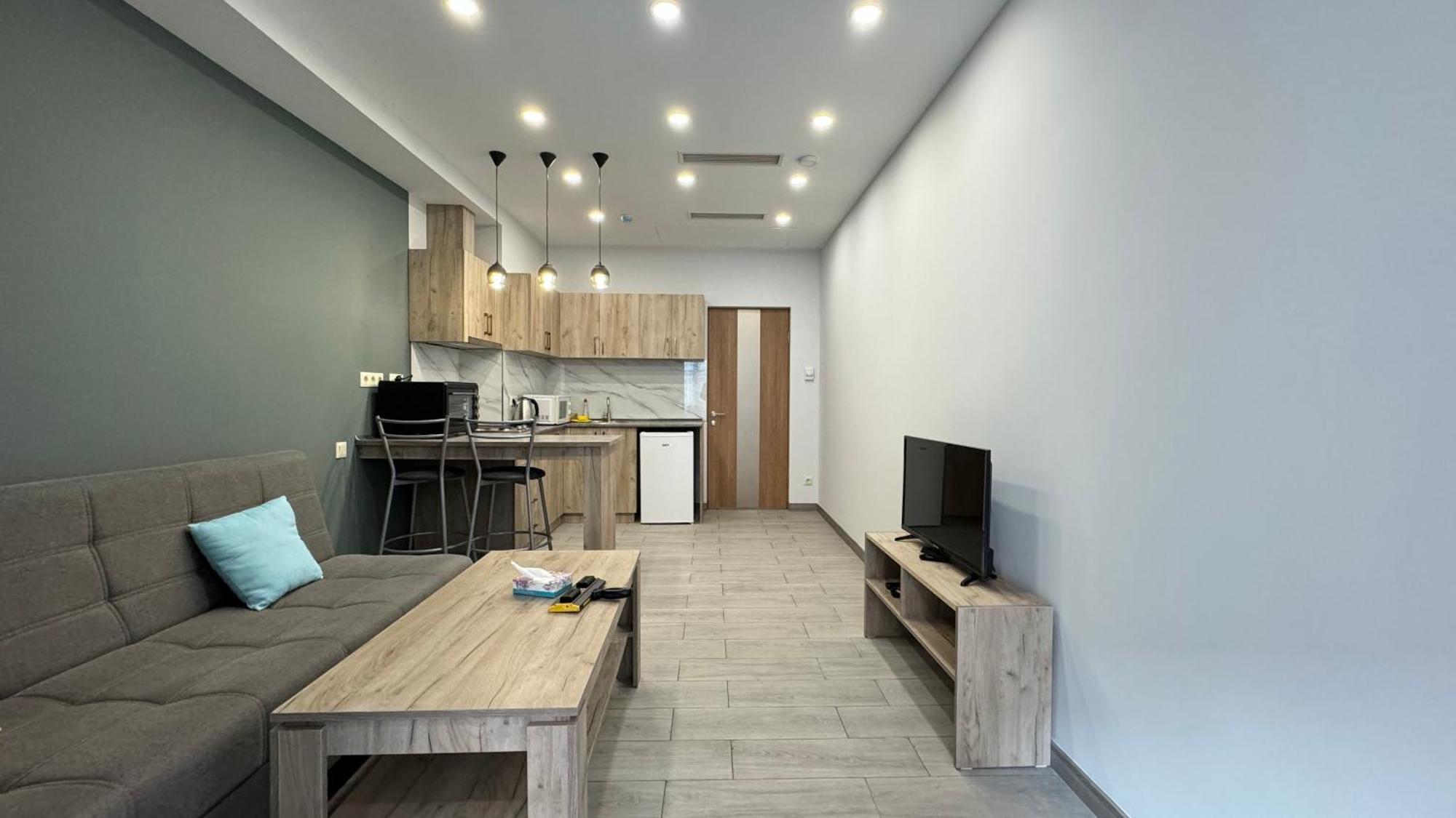 Stay Inn-Apartments On Koghbatsi 16 Yerevan Exterior photo