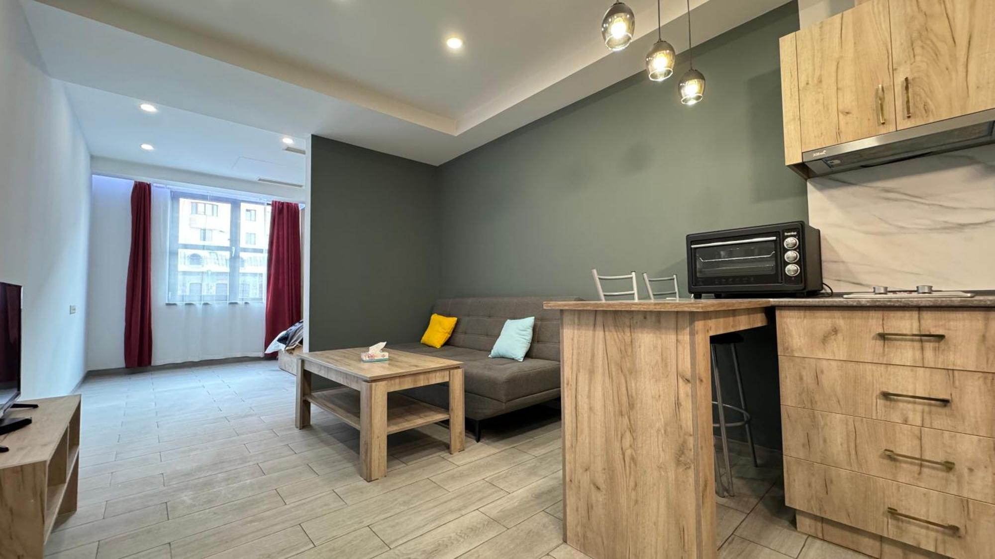 Stay Inn-Apartments On Koghbatsi 16 Yerevan Exterior photo